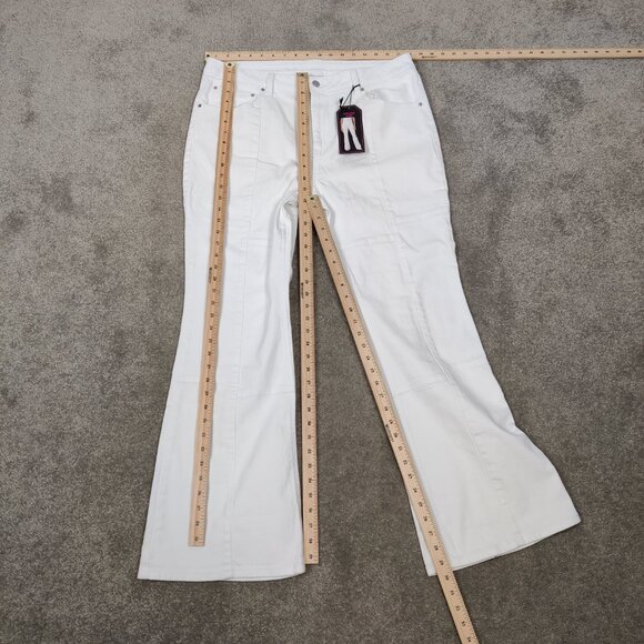 No Boundaries Women's Flare Pants NEW Size 17 White Cotton High Rise Minimalist - Picture 7 of 13